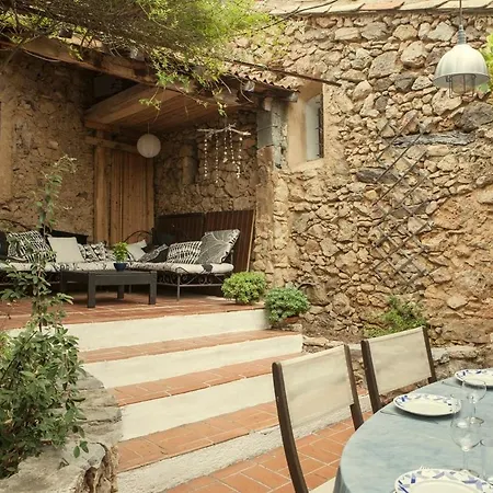 Casa de Férias Grande Bergerie Pres De La Dans Les Corbieres Caves